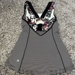 Lululemon Tank w/ built in Sports Bra